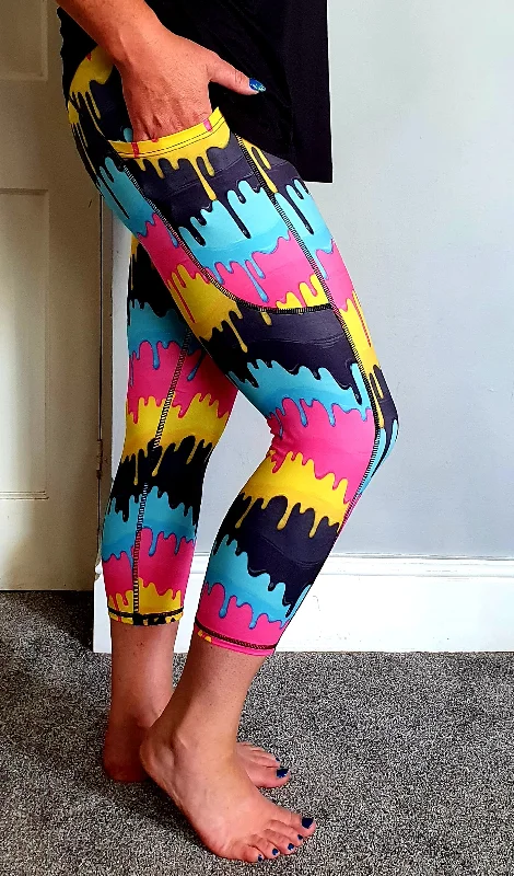 SCULPT Yoga Capri Leggings - Colour Run