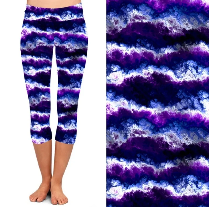 24/7 Capri Leggings – Stormy Skies