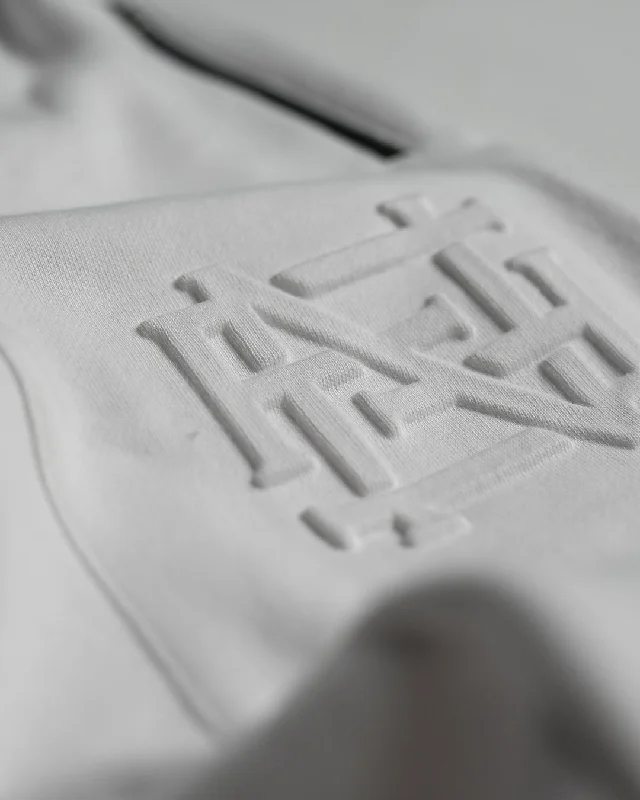 EMBOSSED FITTED JOGGERS-WHITE