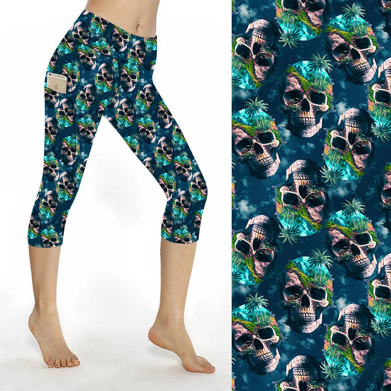 SCULPT Yoga Capri Leggings - Island of Skulls