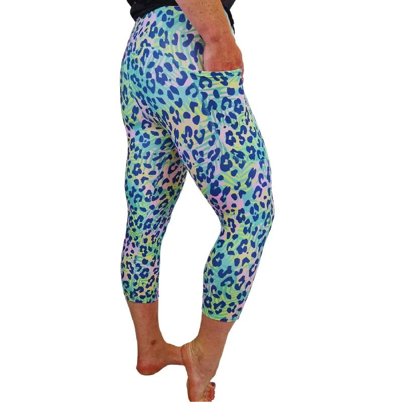 SCULPT Yoga Capri Leggings - Tropical Leopard