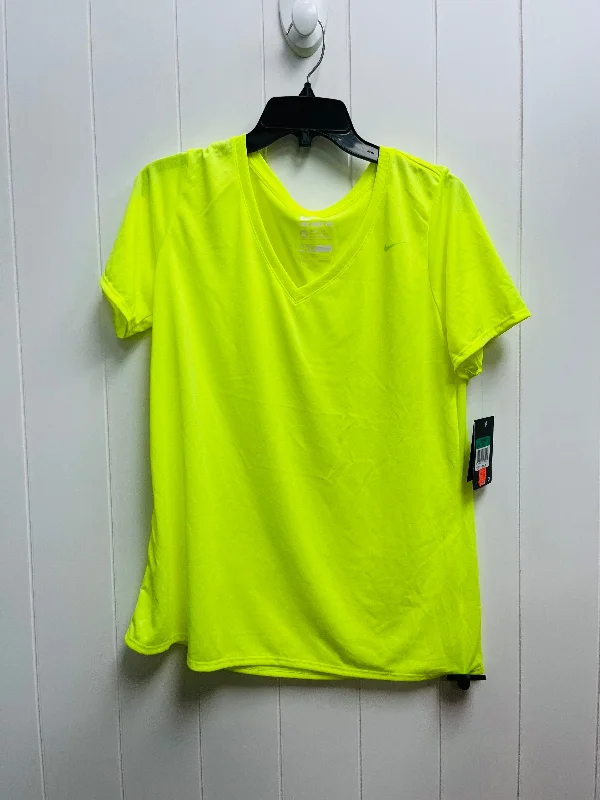 Green Athletic Top Short Sleeve Nike Apparel, Size Xl