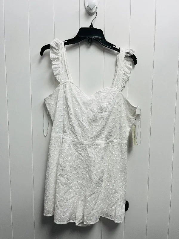 Romper By Francesca's In White, Size: L